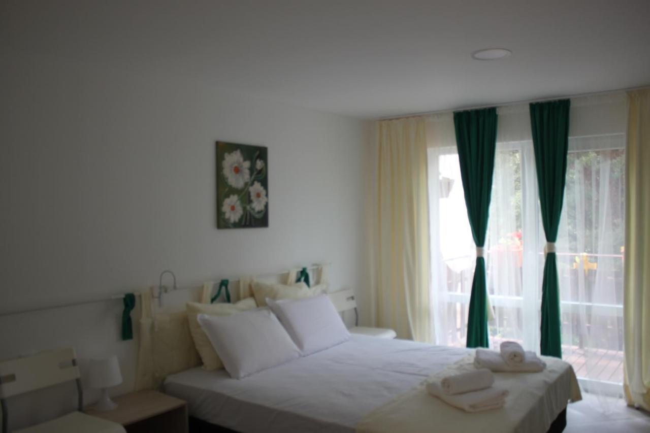 Daskalov Bungalows Chervena Lokva 외부 사진