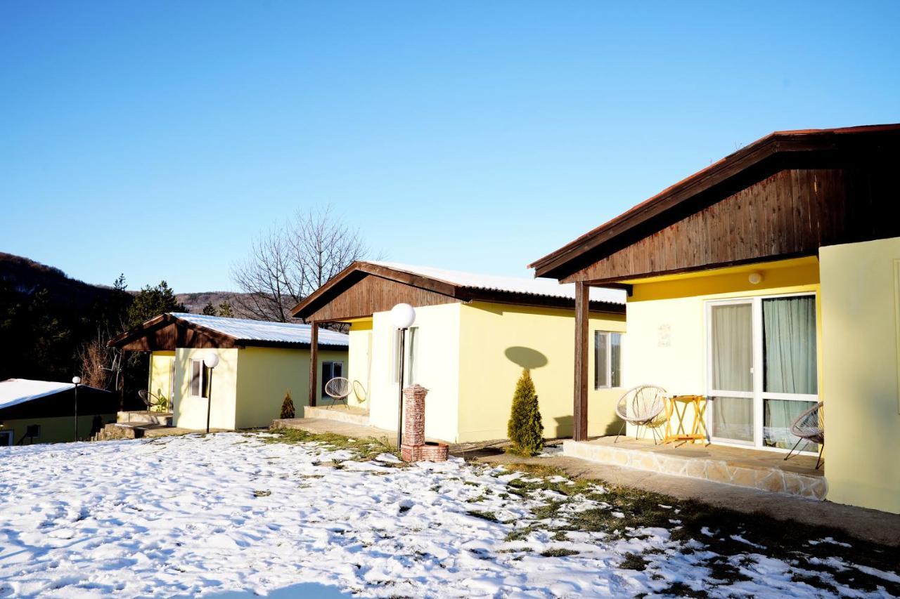 Daskalov Bungalows Chervena Lokva 외부 사진