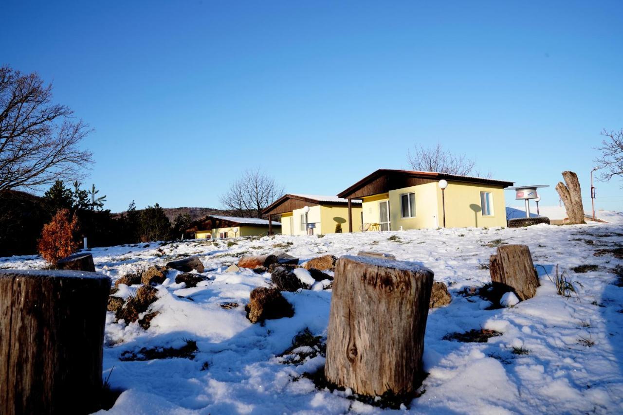 Daskalov Bungalows Chervena Lokva 외부 사진