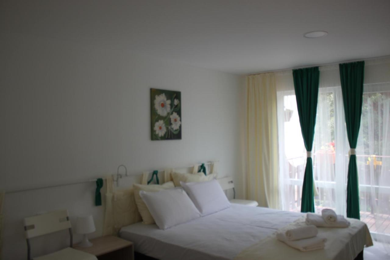 Daskalov Bungalows Chervena Lokva 외부 사진