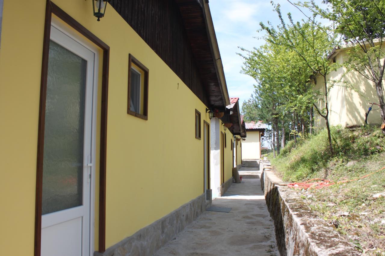 Daskalov Bungalows Chervena Lokva 외부 사진