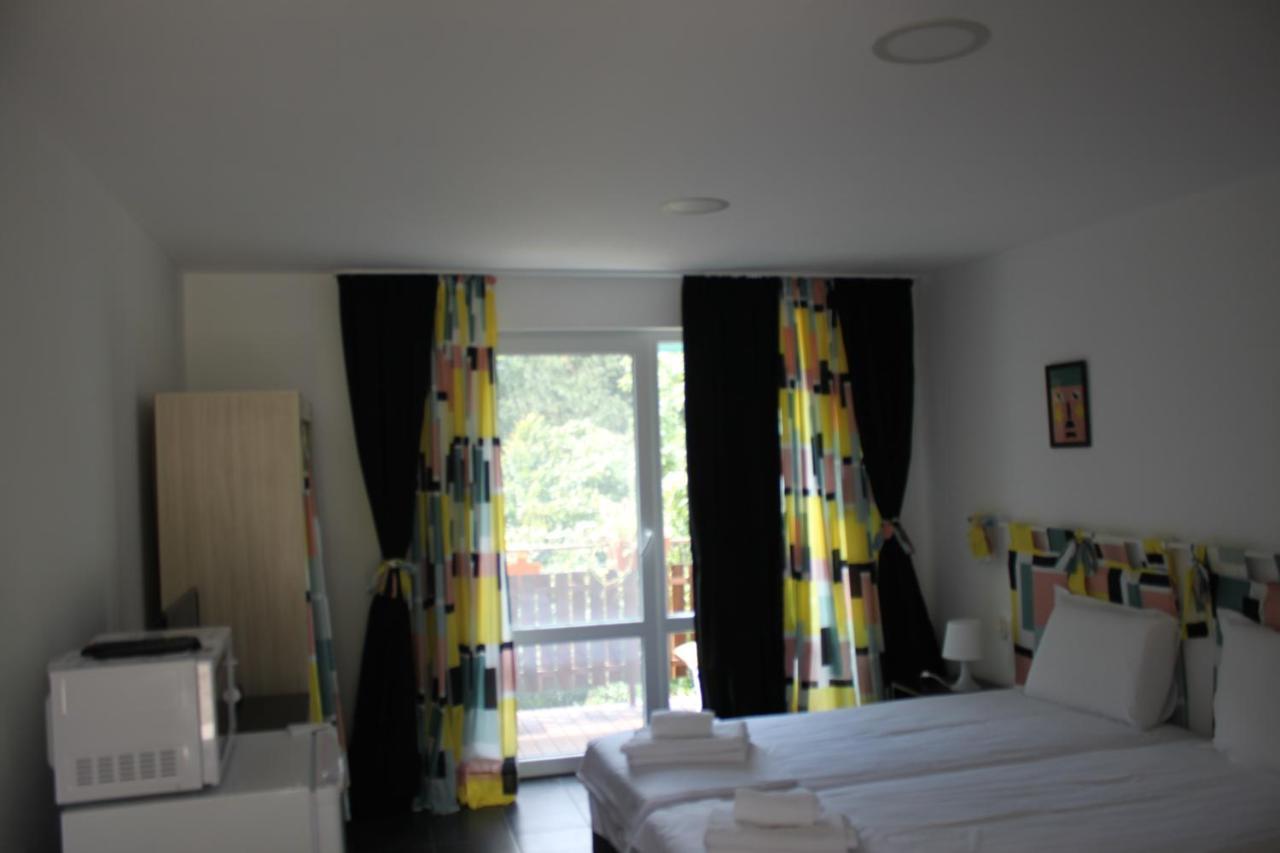 Daskalov Bungalows Chervena Lokva 외부 사진